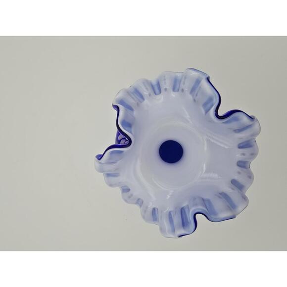 Vintage Fenton Cobalt Blue Hand Painted Flowered Vase w/ Ruffle Top - Picture 5 of 6